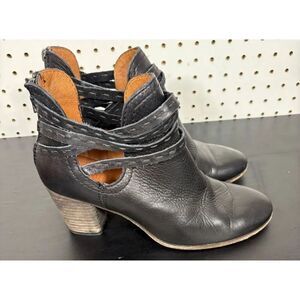 Frye Leather strappy boots size 8.5
